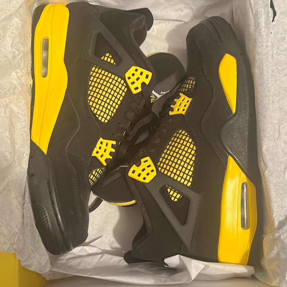 Air Jordan Retro 4 Black and Yellow